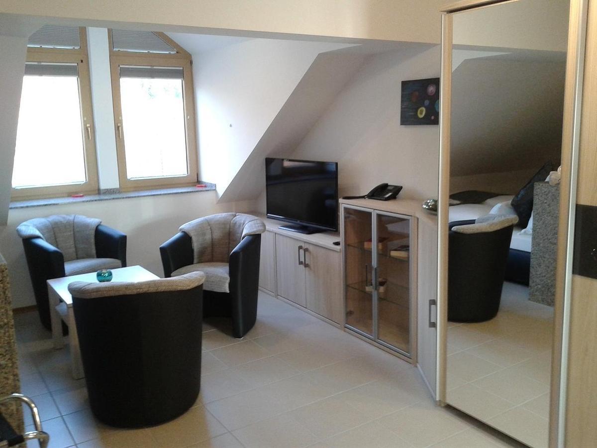 Dzt-Schwarzwaldhotel Garni Unterkirnach Δωμάτιο φωτογραφία